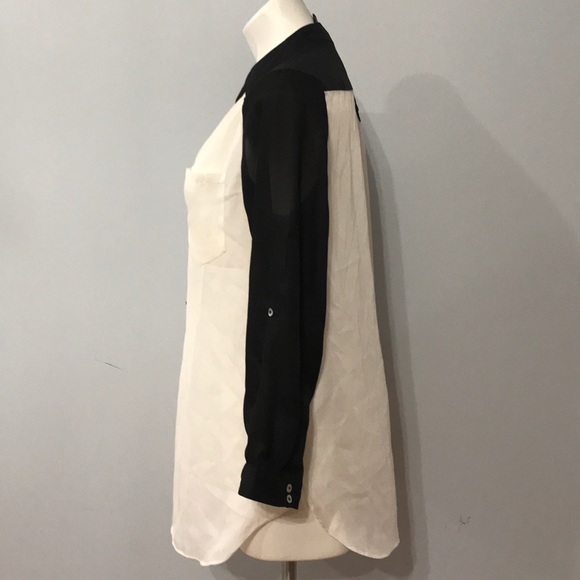 Black and White Long Sleeve Blouse. Size Medium. - Picture 2 of 5